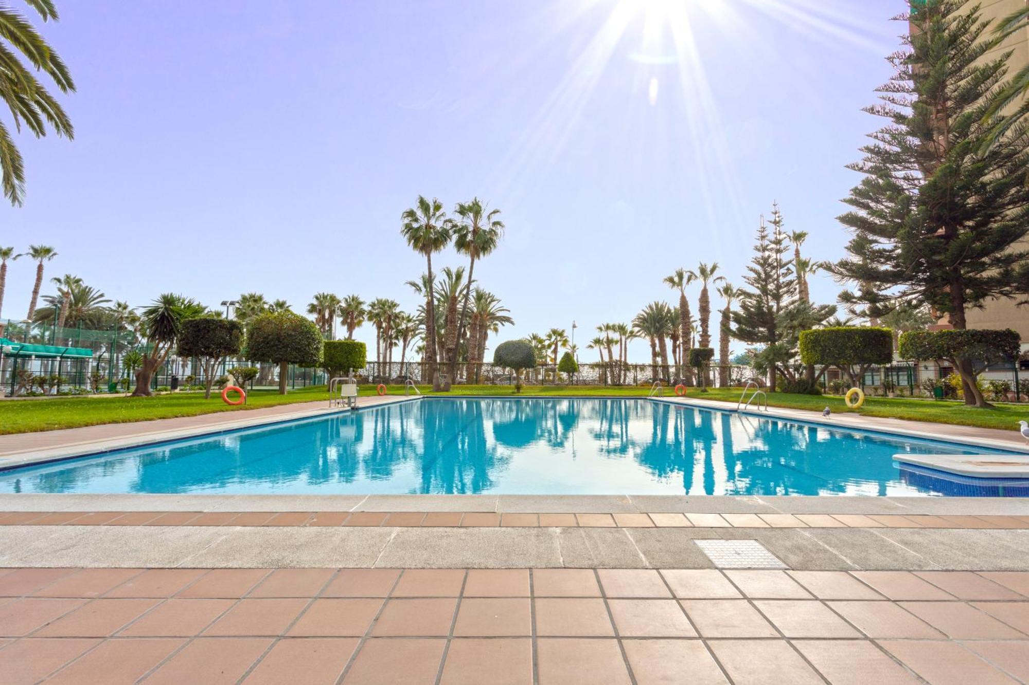 1004 - Beachfront Apartment On El Paseo, 4 Pers - Air Conditionning - Wi-Fi - Smart Tv Almunecar Ngoại thất bức ảnh